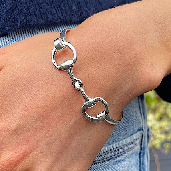 CRYSTAL EMBELLISHED HORSEBIT BANGLE BRACELET